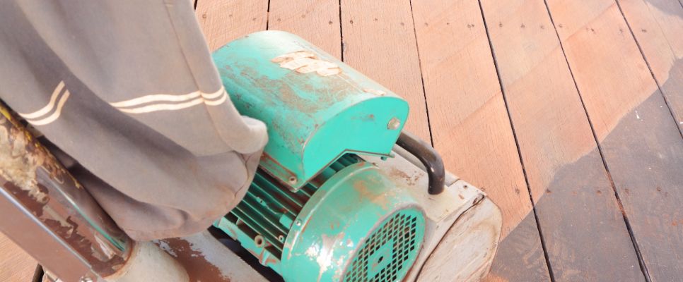 Professional Deck Sanding